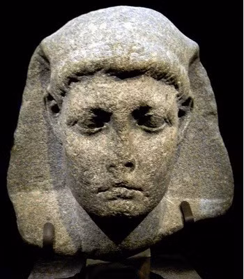 Tượng Caesarion tại một cuộc triển lãm. Ảnh: Wikimedia Commons.