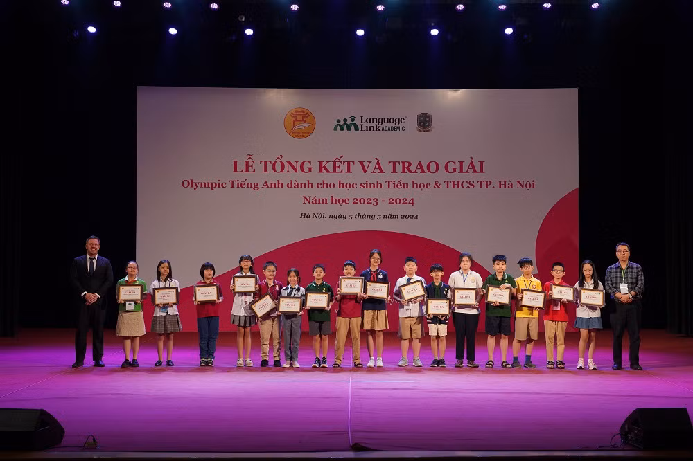 Ha Noi trao giai cuoc thi Olympic Tieng Anh cap Tieu hoc, THCS-Hinh-6