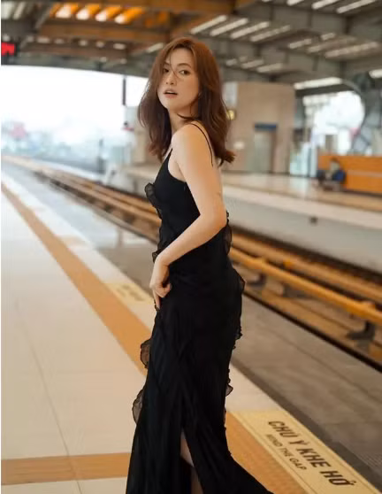 Nu chinh phim Mai 