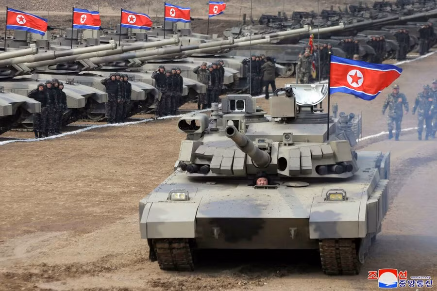Xe tang M2020 'Armata Trieu Tien' la ban nang cap dua tren T-62?-Hinh-4