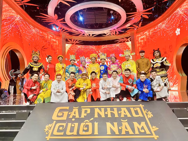 Hau truong loat nghe si moi dien Tao Quan 2024