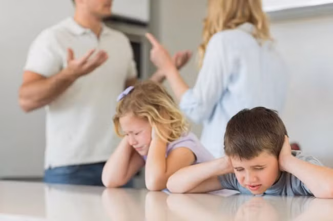 Người xưa cũng nói: "Đằng sau một người đàn ông thành đạt luôn có một người vợ luôn âm thầm nhường nhịn" và đằng sau người phụ nữ thành đạt chắc chắn cũng sẽ có người đàn ông bao dung. 