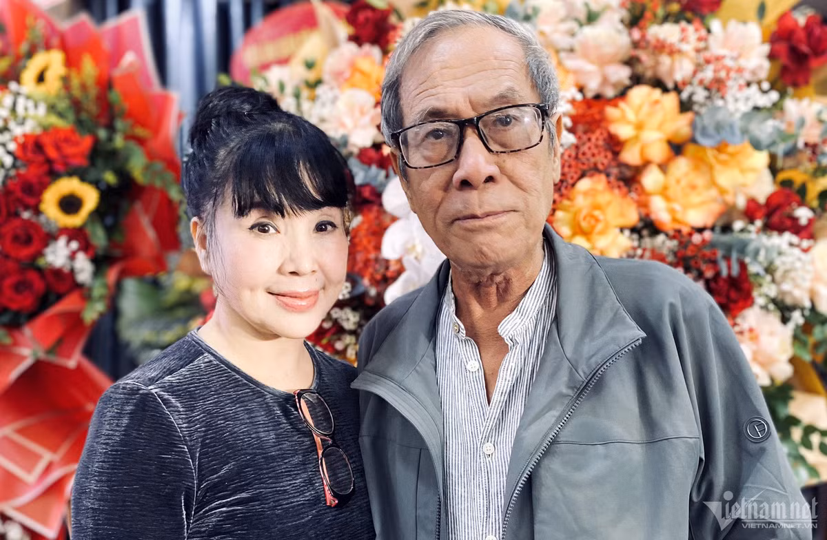 Lý do NSND Lan Hương trì hoãn đăng ký kết hôn với NSƯT Tất Bình - Hình 2 Ly do NSND Lan Huong tri hoan dang ky ket hon voi NSUT Tat Binh-Hinh-2