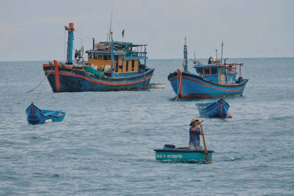 Nơi đây là nơi sinh sống của khoảng 100 hộ dân, chủ yếu sống bằng nghề đánh bắt hải sản. Ảnh: Tuyên Parafu