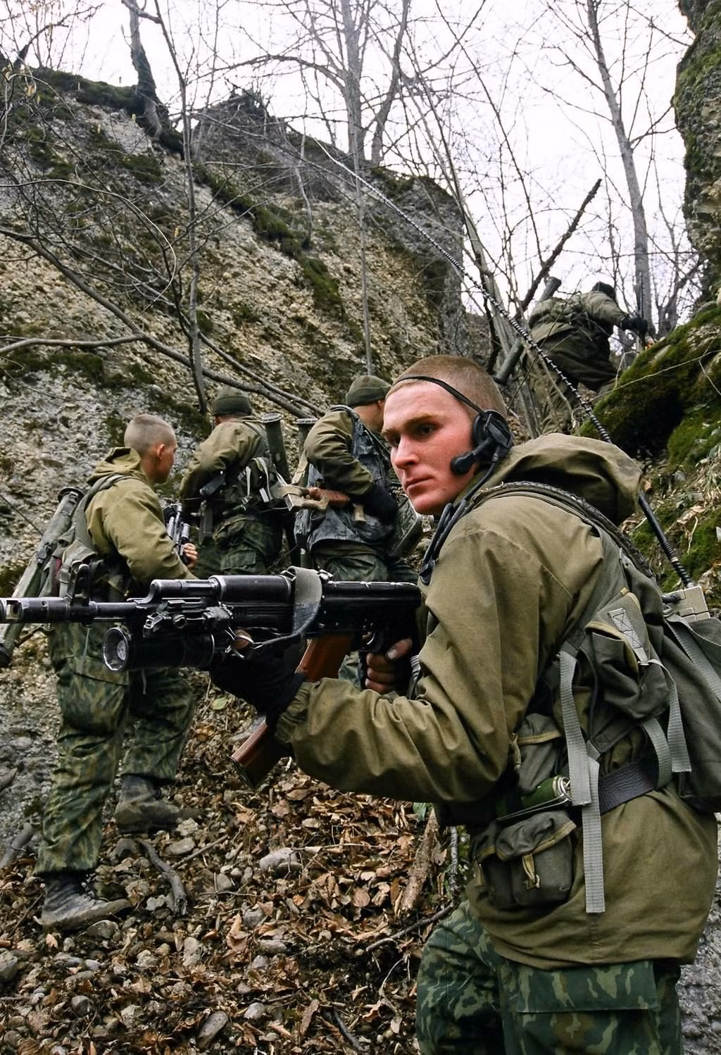 Lính đặc nhiệm Spetsnaz của Nga triển khai ở Chechnya - một trong số ít những lực lượng được ưu tiên hiện đại hóa trước cuộc chiến này. Nguồn ảnh: Pinterest.