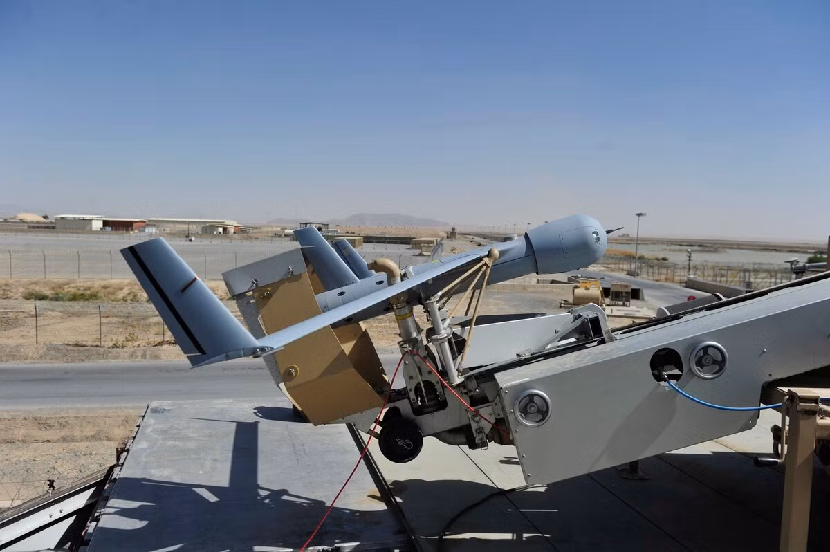 Theo đó, 34 máy bay không người lái ScanEagle sẽ được Mỹ chuyển giao cho bốn quốc gia trong khu vực Đông Nam Á trong đó có Việt Nam. Nguồn ảnh: Pinterest.