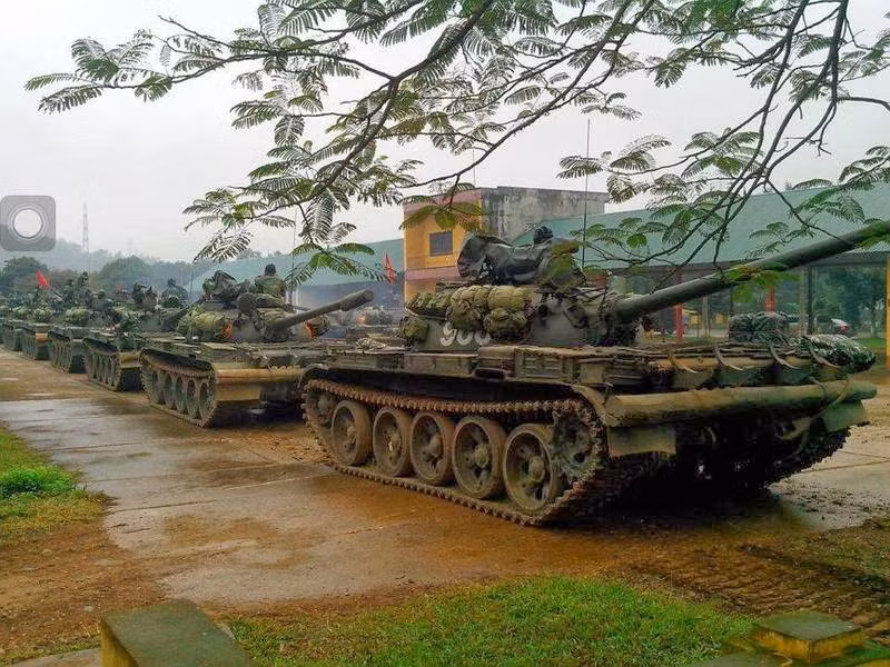Với việc thay đổi gần như toàn bộ mọi linh kiện, thiết bị bên trong và chỉ giữ lại mỗi phần vỏ xe và mặc dù không có thông tin chính xác, cũng có thể dự đoán rằng T-55M8A2 Tifon sẽ có giá cực kỳ cao, không phù hợp với việc nâng cấp theo số lượng lớn. Nguồn ảnh: Pinterest.
