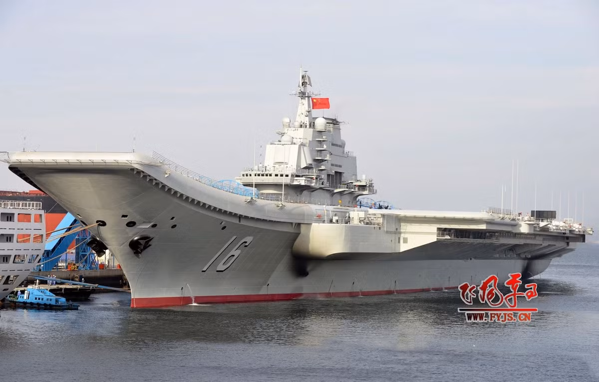Tờ Hoàn Cầu dẫn lời phát ngôn viên của Hải quân Trung Quốc cho biết nhóm tác chiến tàu sân bay Liêu Ninh của nước này đang tiến vào Biển Đông để tham gia huấn luyện. Nguồn ảnh: QQ.