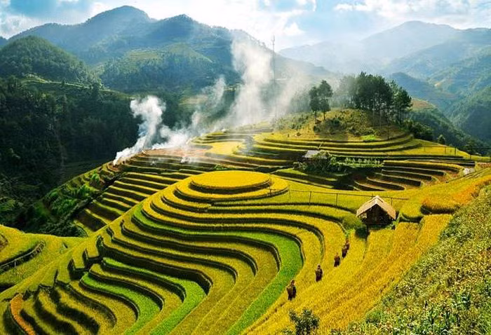 Thủ tướng vừa quyết định xếp hạng di tích quốc gia đặc biệt đối với 7 di tích. Trong đó có danh thắng ruộng bậc thang Mù Cang Chải (tỉnh Yên Bái) được du khách trong và ngoài nước biết đến nhiều.