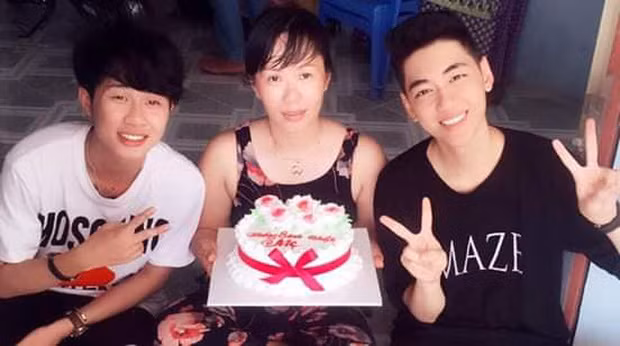 Xuc dong tam thu me ruot Jack gui toi con trai