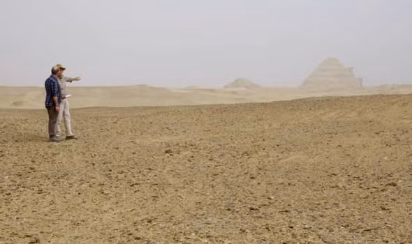 Trong hơn 1 thế kỷ qua, giới khảo cổ đã tiến hành nhiều cuộc khai quật ở Saqqara và có những phát hiên đáng chú ý.