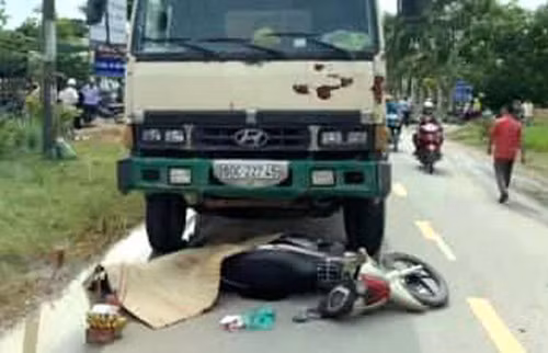2 ngày đầu nghỉ Tết Dương lịch, 52 người tử vong vì TNGT 2 ngay dau nghi Tet Duong lich, 52 nguoi tu vong vi TNGT
