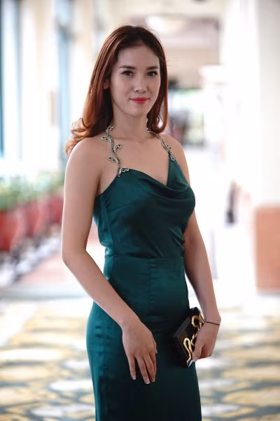 Top 10 Hoa hau Viet Nam 2012 thay the Vi Cam trong “Hoa co may”