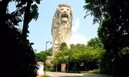 Can canh tuong Su tu bien noi tieng Singapore sap bi pha do