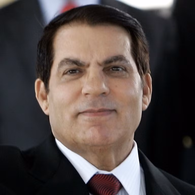 Tháng 4/1980, ông Ben Ali được bổ nhiệm làm đại sứ tại Ba Lan và đảm nhiệm vị trí đó trong 4 năm. Ông cũng từng là Giám đốc Tình báo Quân sự từ năm 1964 đến 1974 và sau đó là Tổng giám đốc An ninh Quốc từ 1977-1980. Ảnh: SCMP.