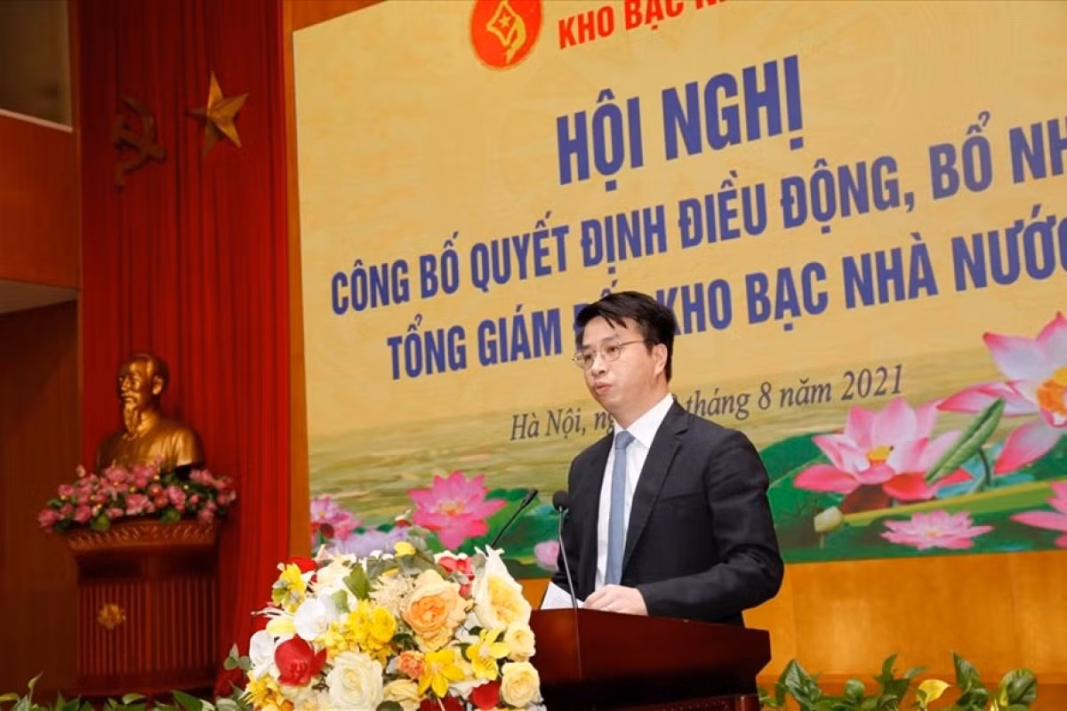 Đồng thời, Tổng Giám đốc KBNN Trần Quân đã hứa với Lãnh đạo Bộ Tài chính không ngừng học tập, tu dưỡng để nâng cao trình độ chuyên môn, phẩm chất đạo đức và cùng với tập thể Ban Lãnh đạo KBNN, đội ngũ công chức, viên chức, người lao động trong toàn hệ thống KBNN tiếp tục phát huy truyền thống đoàn kết, vượt qua mọi khó khăn thách thức, phấn đấu hoàn thành thắng lợi mọi nhiệm vụ được giao, góp phần cùng ngành Tài chính thực hiện nhiệm vụ xây dựng và phát triển đất nước.
