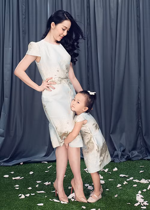 Linh Nga dien do doi cung con gai xinh nhu thien than-Hinh-3