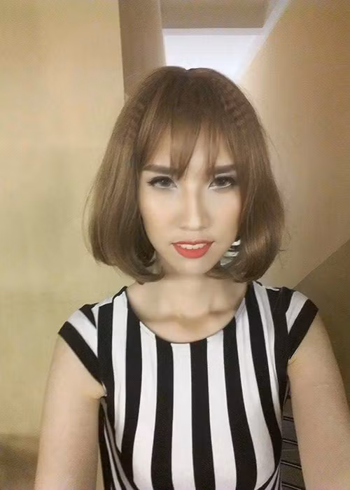 Thời gian vừa qua, Hồng Xuân vắng bóng trong các sự kiện vì đã nhờ đến các công nghệ làm đẹp để thay đổi diện mạo. 