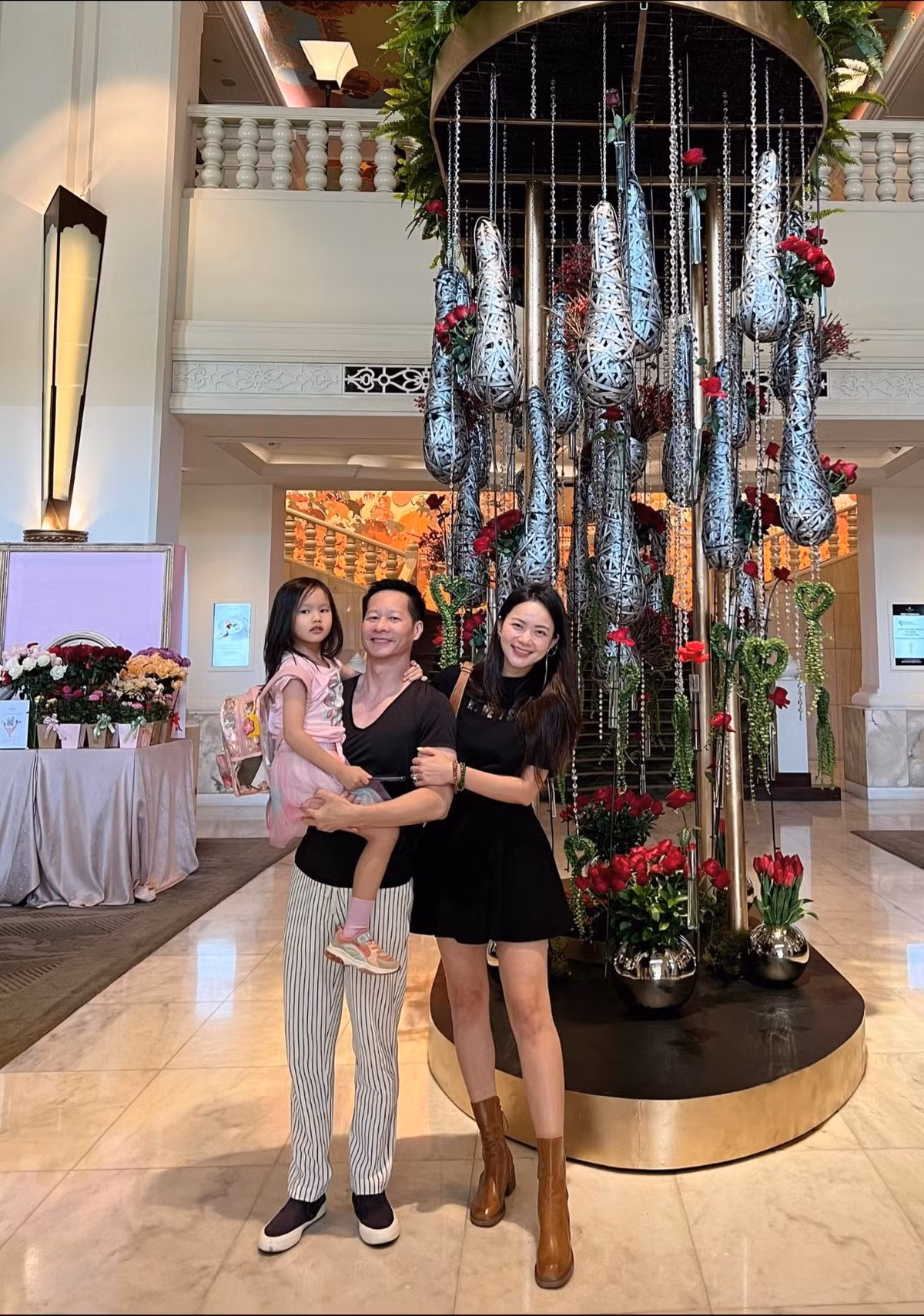 Phan Nhu Thao khoe dang hau giam can-Hinh-3
