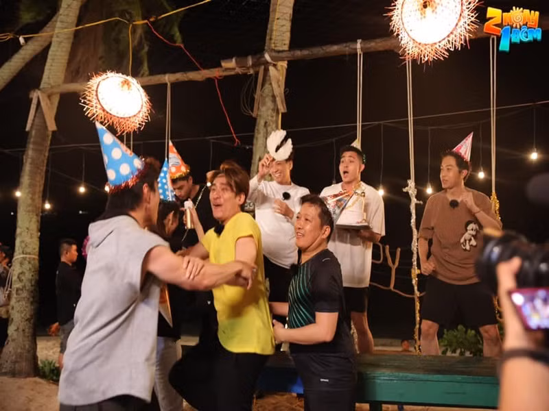 Kiều Minh Tuấn tập trung vào công việc. Ngoài đóng phim, anh còn quay gameshow.