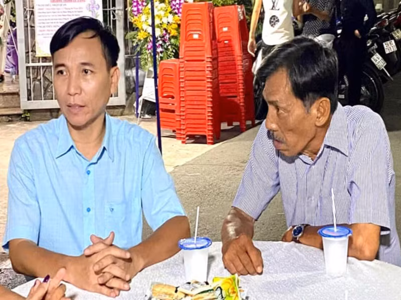 Ngoài ca hát, Thương Tín còn đóng phim để kiếm sống. Hồi cuối tháng 8/2022, Thương Tín đã lên đường đi đóng phim tại Hà Tĩnh. Ảnh: Arttimes