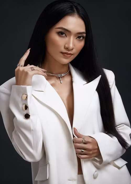 “Như biết bản thân chưa thực sự hoàn hảo, nhưng Như sẽ cố gắng không làm mọi người thất vọng. Cảm ơn rất nhiều”, thí sinh Miss Grand Vietnam 2022 chia sẻ. Ảnh: FBNV