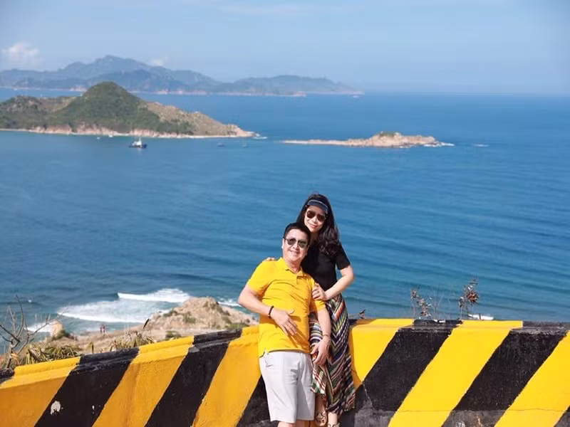Anh và bạn gái luôn quan tâm đến nhau, thường xuyên đi ăn sáng cùng nhau. Ảnh: FBNV