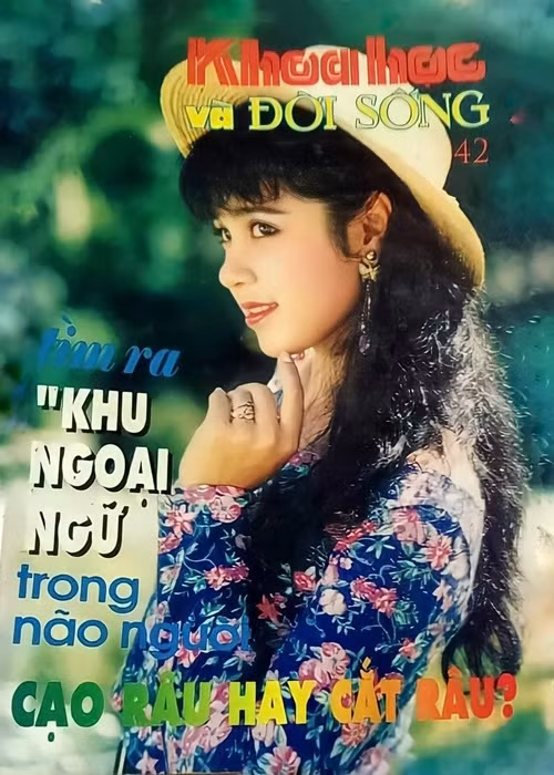 Việt Trinh chia sẻ: "Hơn 30 năm rồi nhìn lại thèm mái tóc được như trước. Dù gội đầu bằng xà bông cục mà tóc vẫn mượt và chắc". Ảnh: FBNV
