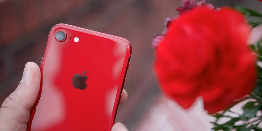 Tim Cook: iPhone SE nhanh hon ca smartphone Android nhanh nhat