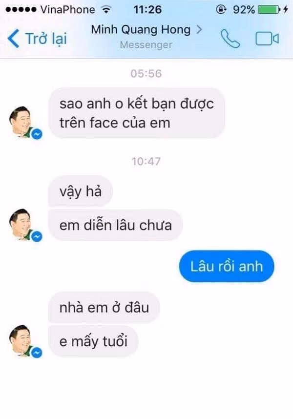 Theo đó, có thể thấy Minh béo sử dụng những từ ngữ hết sức ngọt ngào với ảo thuật gia này như hỏi nhà, động viên chàng trai này gặp mình để tư vấn việc bước chân vào sân khấu kịch.