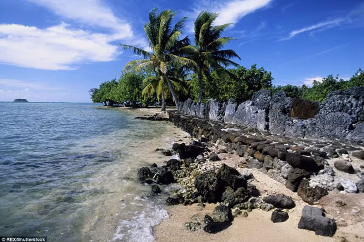 Taputapuatea, Polynesia: Khu khảo cổ Taputapuatea từng là trung tâm tôn giáo của quần đảo Polynesia.