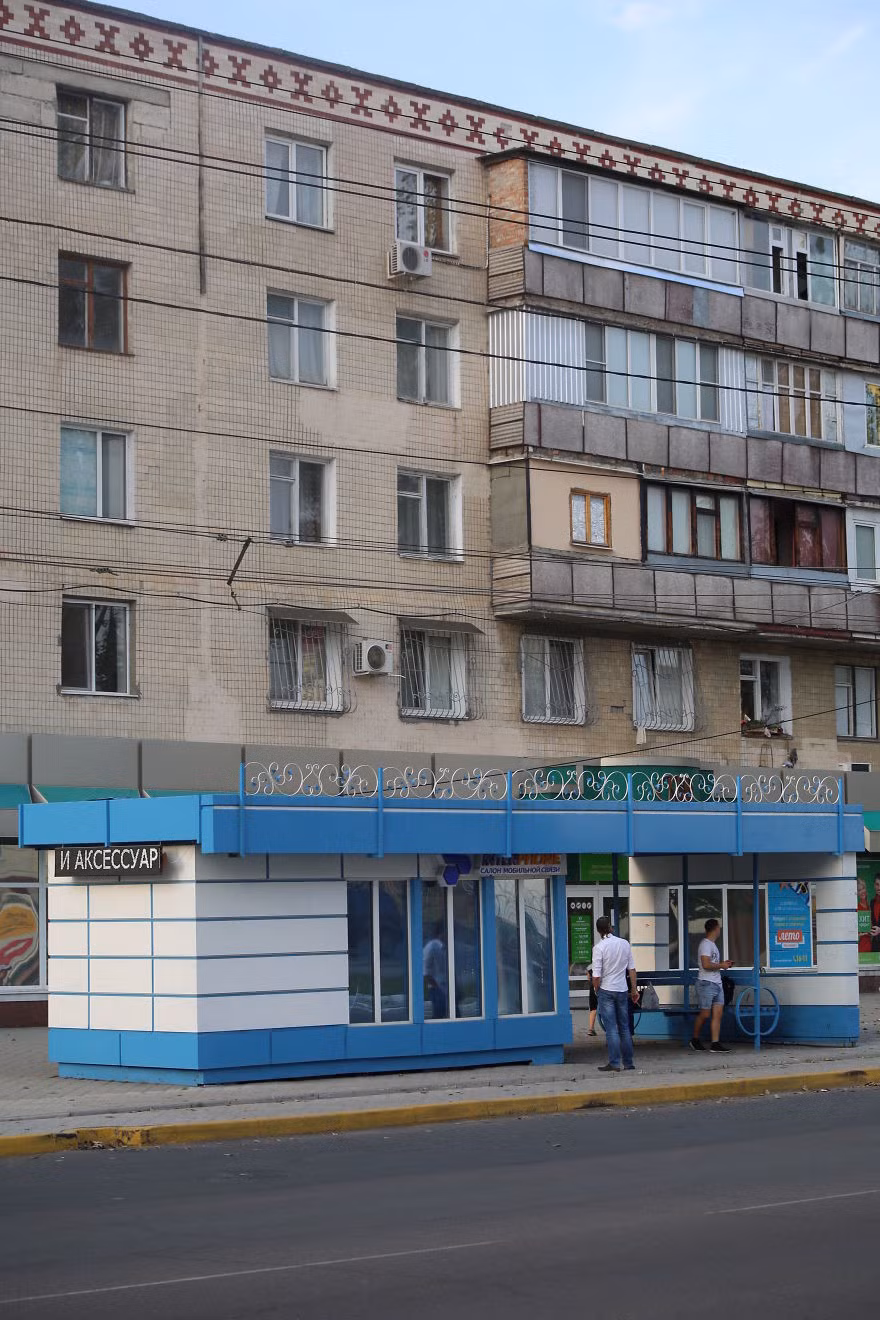 Các thành phố của Transnistria ít có các cao ốc hiện đại, chủ yếu là những công trình cũ từ thời xưa.