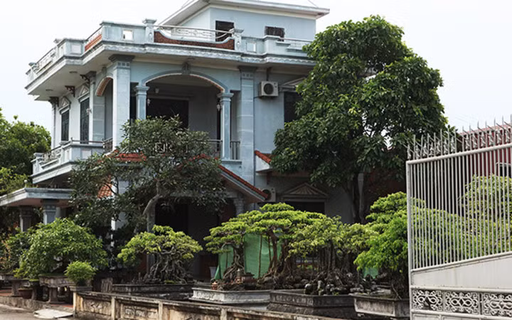 Mỗi năm, làng Mẹo lại có vài người ghi tên mình vào danh sách tỷ phú mới.
