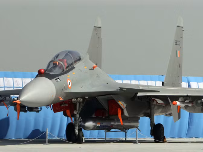 Đáng chú ý, phiên bản BrahMos phóng từ trên không mới được thử nghiệm thành công lần đầu ngày 22/11/2017 từ máy bay tiêm kích Su-30MKI. Nguồn ảnh: Economic.