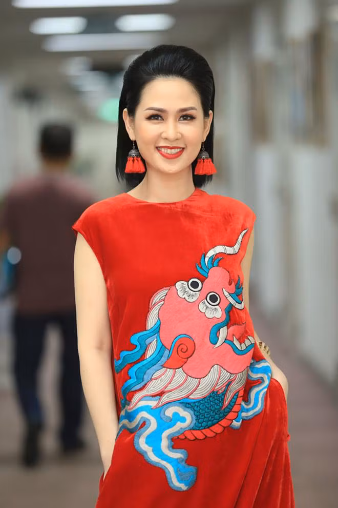 BTV Thuy Hang: “Toi tung nguoc dai ban than vi tham viec”-Hinh-3