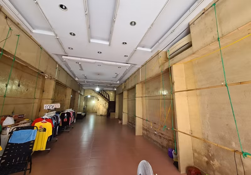 Giá cho thuê mặt bằng tại khu vực phố cổ sẽ tùy từng diện tích và giao động từ vài chục triệu đến gần 100 triệu đồng/tháng.