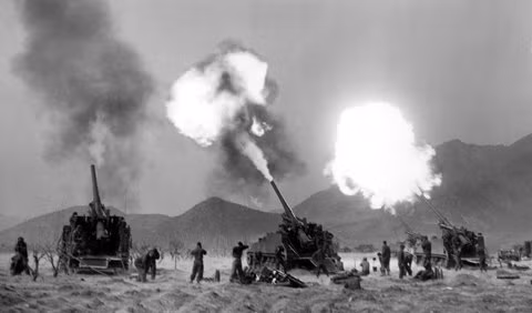 Cuộc chiến tranh Triều Tiên khốc liệt diễn ra chỉ trong 3 năm (1950 - 1953) là một trong những cuộc chiến đẫm máu nhất lịch sử nhân loại. Cuộc chiến này bắt đầu từ ngày 25/6/1950.