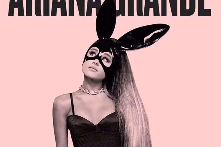 "Tuot tuon tuot" ve ca si huy show tai Viet Nam Ariana Grande