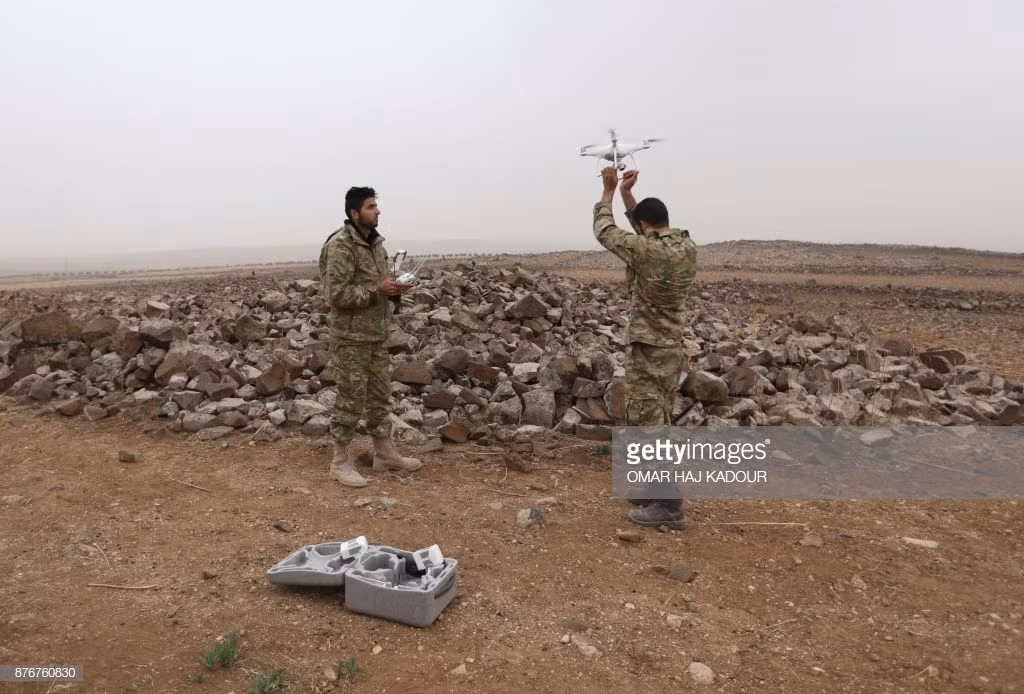 Mặc dù quân chính phủ Syria đã chiếm được quyền kiểm soát thành phố này và các khu vực lân cận nhưng IS vẫn thường xuyên tổ chức những cuộc tấn công quy mô nhỏ theo kiểu du kích vào khu vực này. Ảnh: Sana.