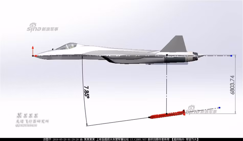 Cụ thể, Su-57 có thể mang được những tên lửa không đối không RVV-MD hoặc R-73; tên lửa không đối đất Kh-38ME; tên lửa không đối hải Kh-35E hoặc tên lửa chống bức xạ Kh-58UShKE. Nguồn ảnh: Sina.