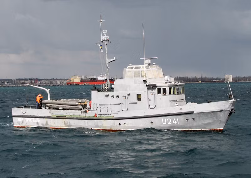 Tàu chống thiết bị bay do thám U241 Hola Prystan được đóng theo lớp Tanya của Hải quân Ukraine có độ giãn nước 57 tấn và được gia nhập biên chế lực lượng này từ năm 1986. Nguồn ảnh: Navalsorce.