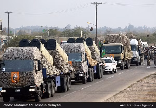 Bệ phóng tên lửa không rõ kiểu loại, có thể là phiên bản Bavar-373 mà Iran đang chế tạo trên cơ sở S-300. Nguồn ảnh: Fars