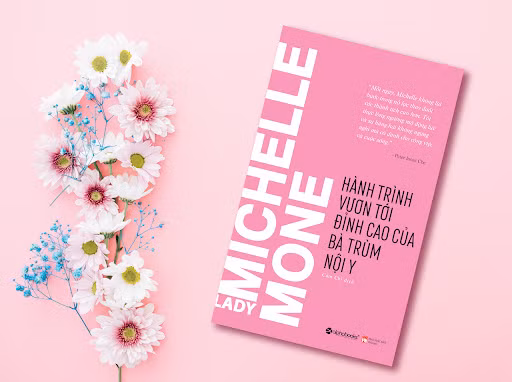 Trong Hành trình vươn tới đỉnh cao của bà trùm nội y, độc giả có thể thấy được sự bộc bạch vô cùng chân thành của Michelle về hành trình đan xen giữa thành công- thất bại trong cả công việc và cuộc sống cá nhân.