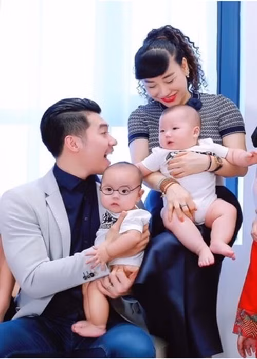 Hai con trai của Trương Nam Thành đều kháu khỉnh.