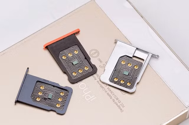 iPhone 5 lock rất xứng đáng trong phân khúc smartphone giá dưới 2 triệu đồng. Tuy nhiên, nhược điểm của hàng lock là không thể sử dụng trực tiếp sim của nhà mạng Việt Nam mà phải lắp sim ghép. Ngoài ra, phải jailbreak để khắc phục các lỗi và dùng như bản quốc tế, cũng có thể dùng tool để sửa lỗi nhưng còn phụ thuộc vào phiên bản iOS. Lời khuyên cho các bạn muốn mua iPhone 5 lock là hãy chọn những cửa hàng uy tín, hỗ trợ lâu dài, chọn thiết bị có iOS càng thấp càng tốt để được jailbreak nhanh hơn.