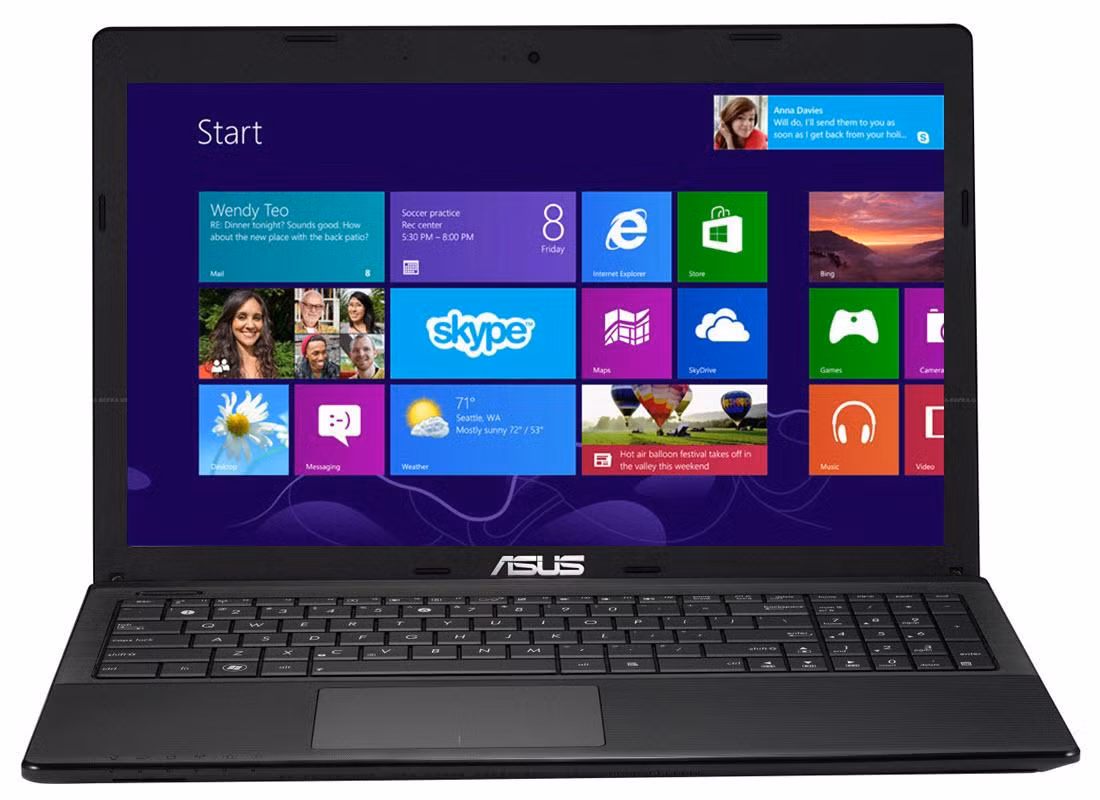 Máy có cấu hình bao gồm vi xử lý Intel Pentium 2117U tốc độ 1,8 GHz, RAM 2 GB, ổ cứng 500 GB, chip đồ họa Intel HD Graphics. Cạnh bên tích hợp 3 cổng USB trong đó có một dùng chuẩn 3.0 mới nhất. Pin 4 cell dung lượng 2.600 mAh cho thời gian sử dụng khoảng 2,5 tiếng.