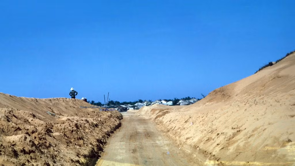 Một đoạn đường đang được thi công.