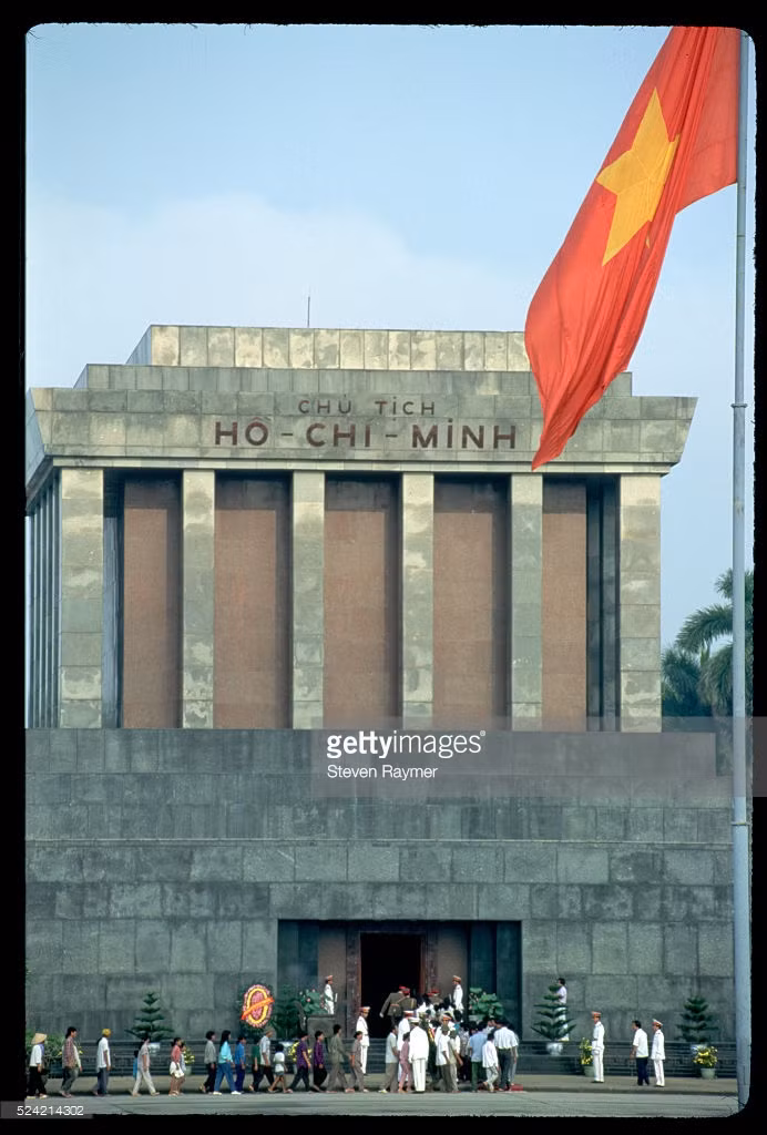 Lăng Chủ tịch Hồ Chí Minh, sau dịp Tết Nguyên đán.