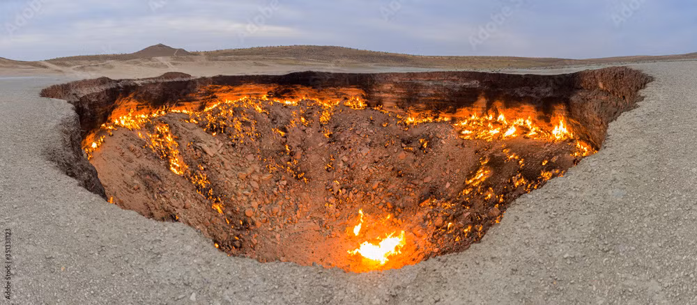 Khi xảy ra tình huống đó, các kỹ sư có thể đã đốt khí methane với hy vọng nó sẽ nhanh chóng cháy hết nhưng không ai ngờ ngọn lửa đó cháy mãi không tắt.