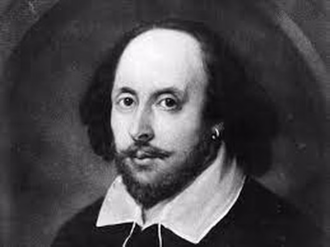 Đến nay, Shakespeare là một trong những tác giả có nhiều tác phẩm được dịch ra nhiều thứ tiếng nhất thế giới. Các bài thơ, vở kịch... của ông có ảnh hưởng lớn đến lĩnh vực nghệ thuật trong nhiều thế kỷ qua.